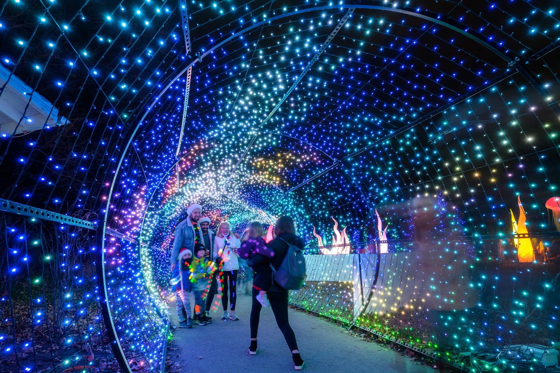 LumiNature Presented by Chase Glimmers Again at Philadelphia Zoo